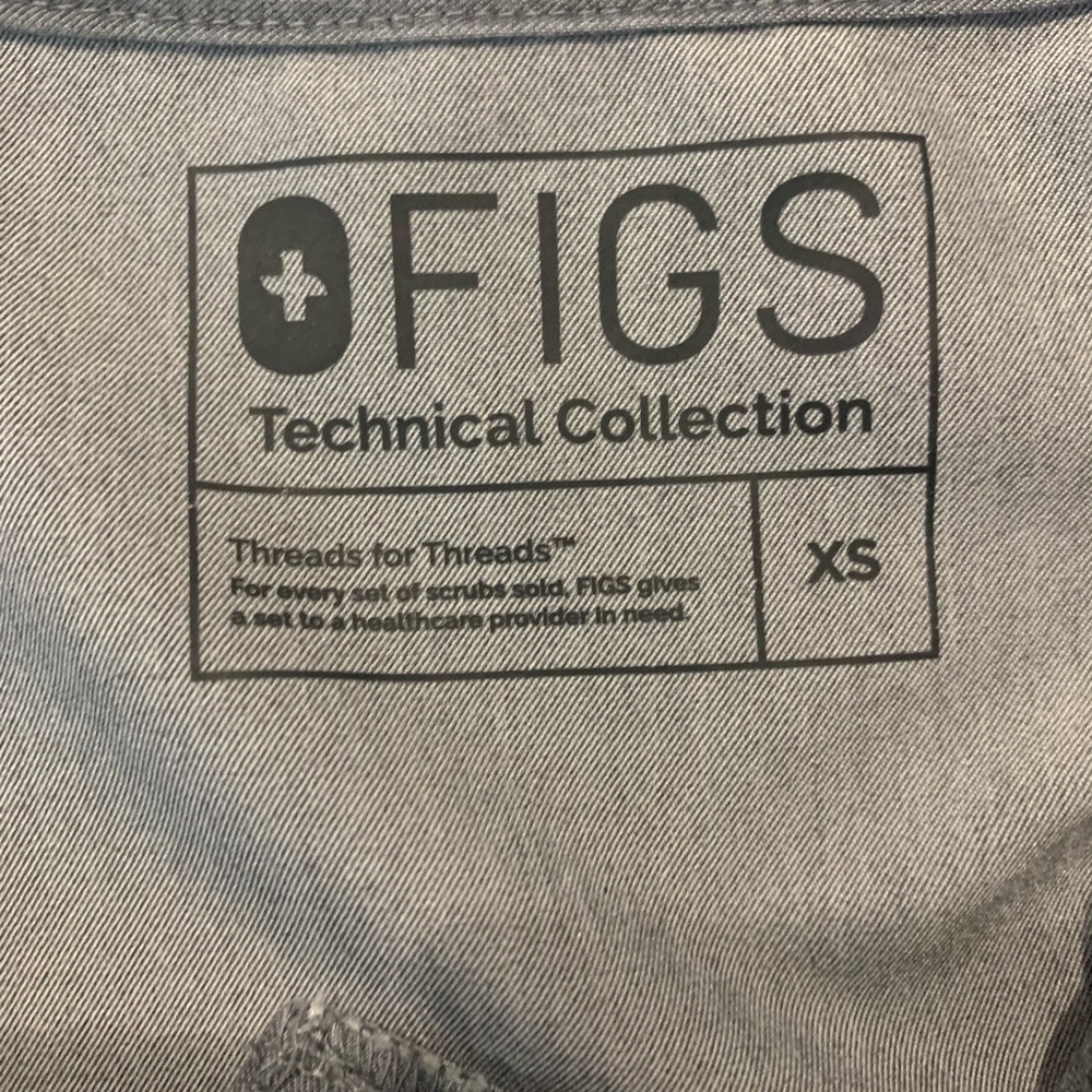 FIGS Rafaela Scrub Top XS - Picture 4 of 5